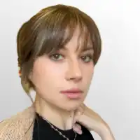 Новикова Любовь